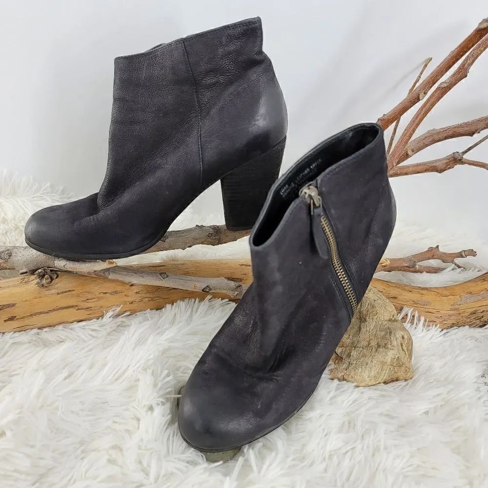 Bp black leather booties